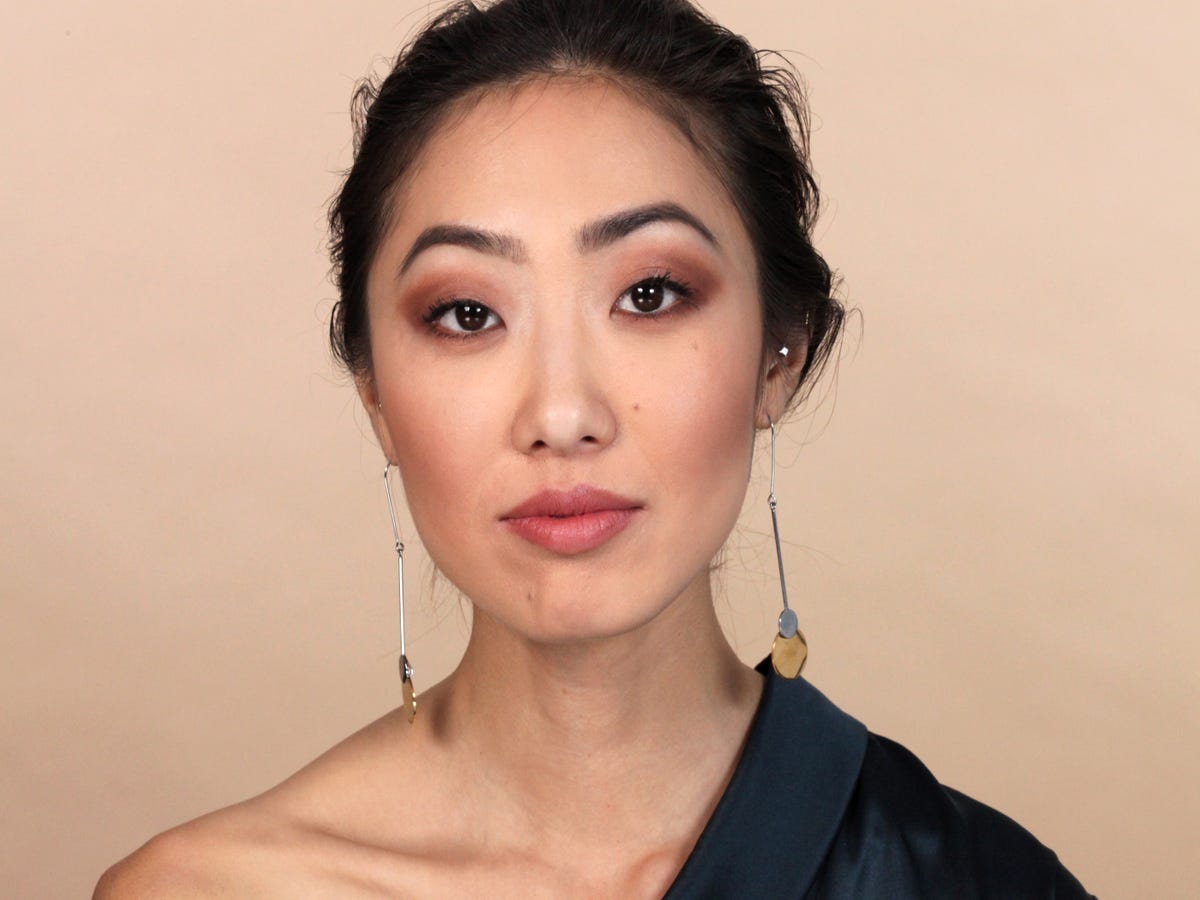 Proof That One Eyeshadow Is All You Need