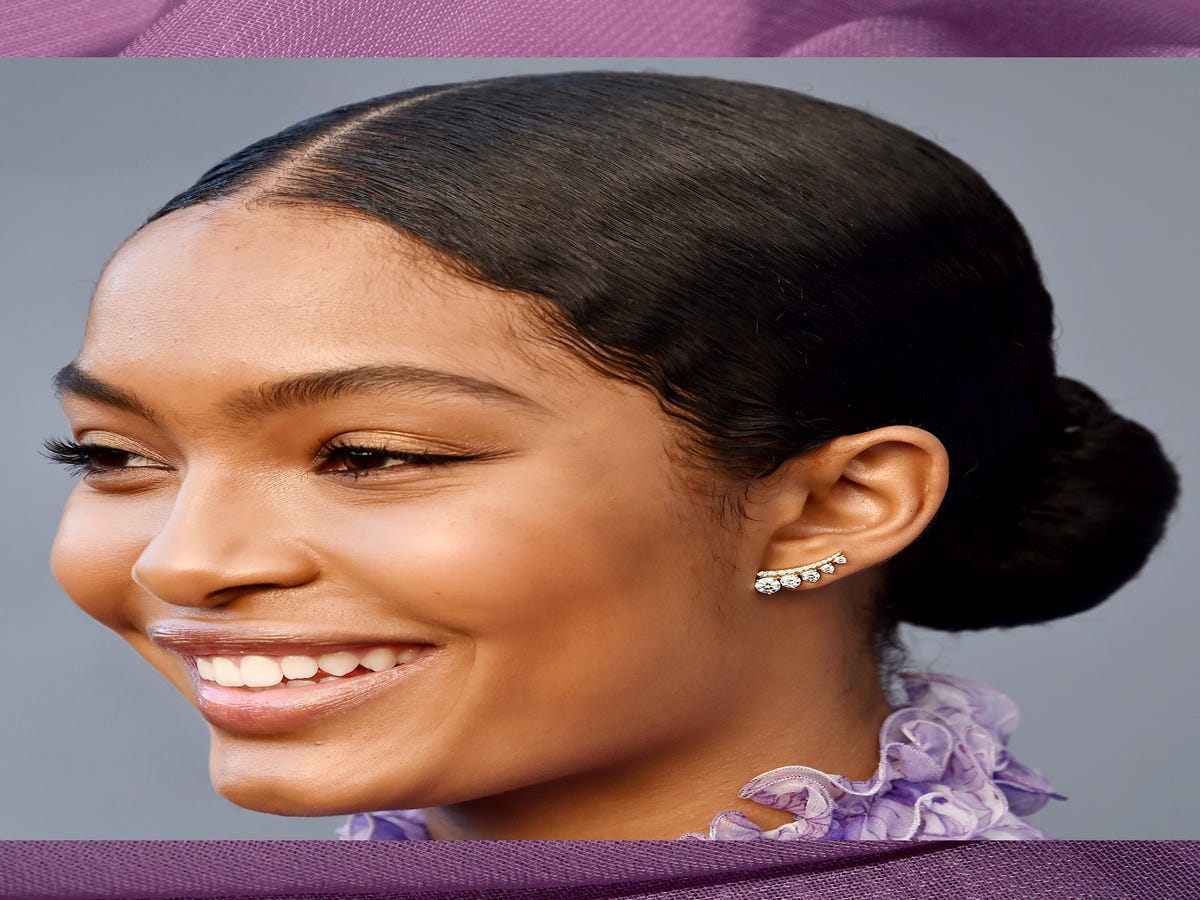 The Raddest Ways To Wear Your Hair Up In January -- No Matter Your Length