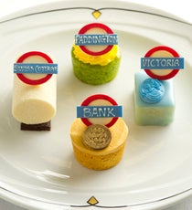 The-Park-Lane-Hotel-London-Underground-Afternoon-Tea-Cakes280 335