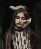 15 Sublime Photos That Capture Life's Most Fragile Moments 