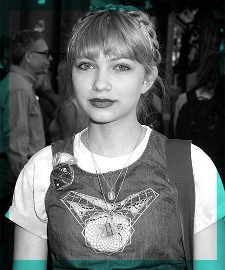 FALZ-TlPhucc81CNAe8CIV6pWWbrQlocLgVdbMdGY-M