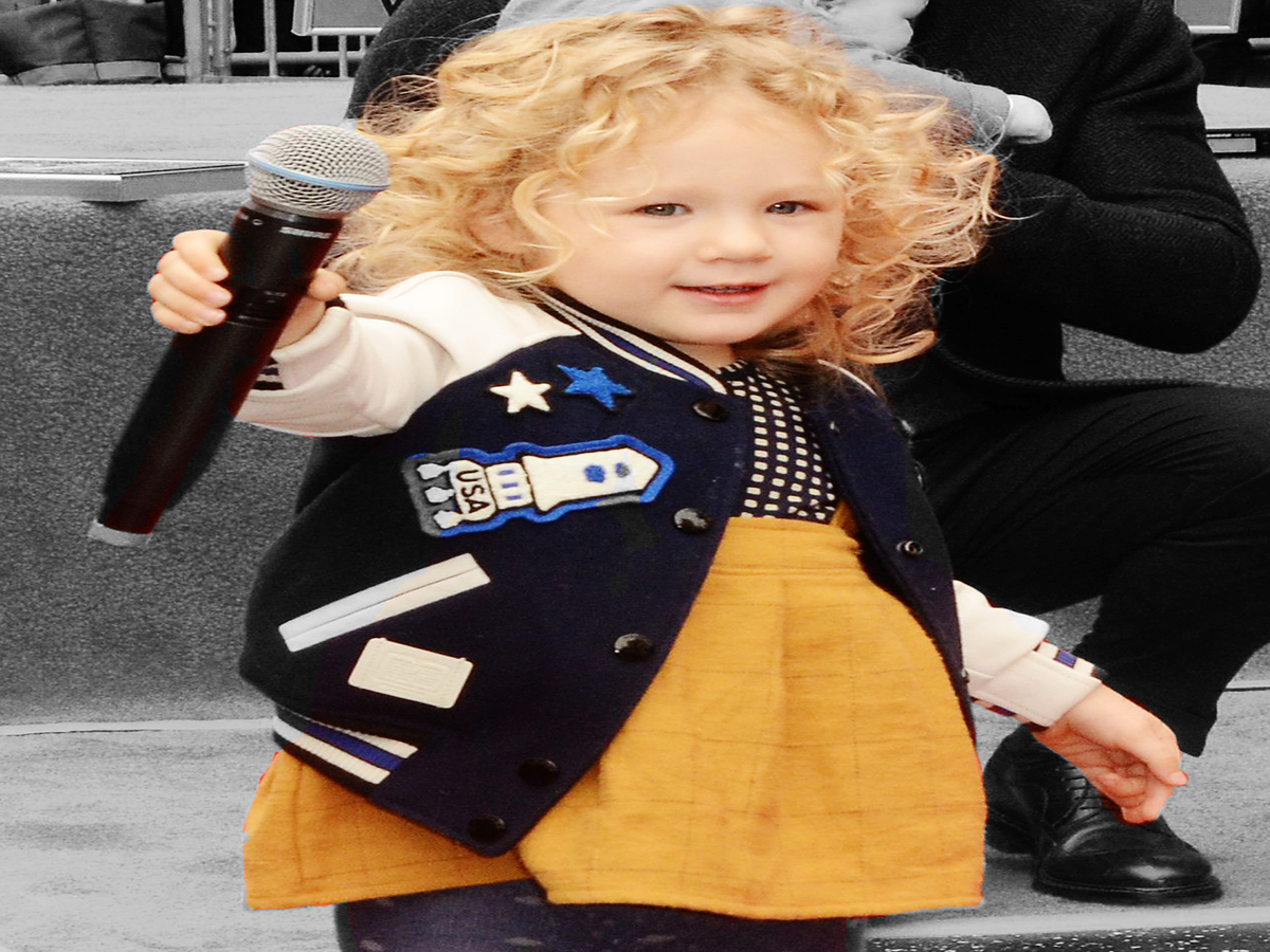 Blake Lively & Ryan Reynolds' Oldest Daughter Is #OOTD Goals
