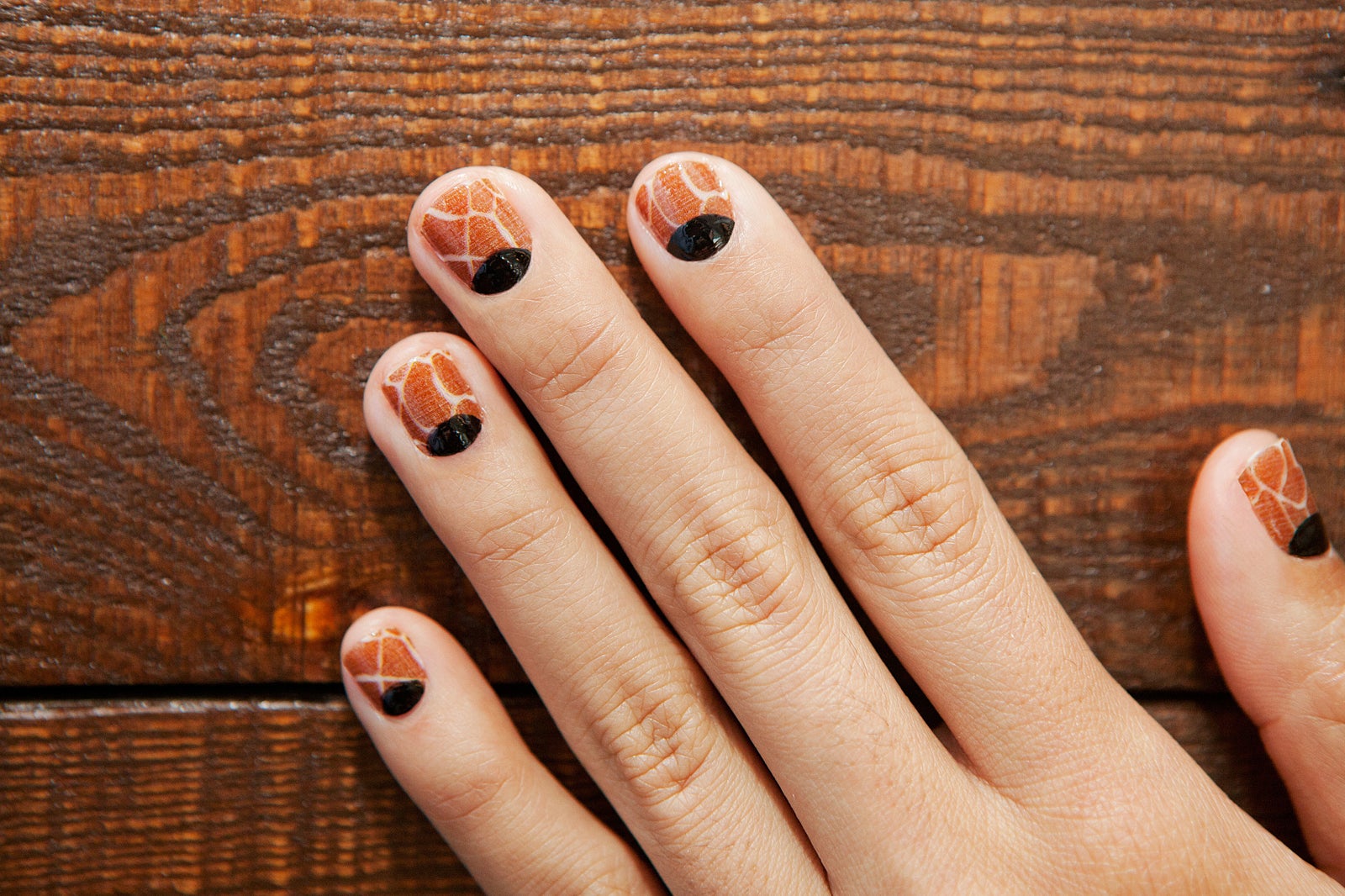 Nail Strips Striped Looks For Your Digits