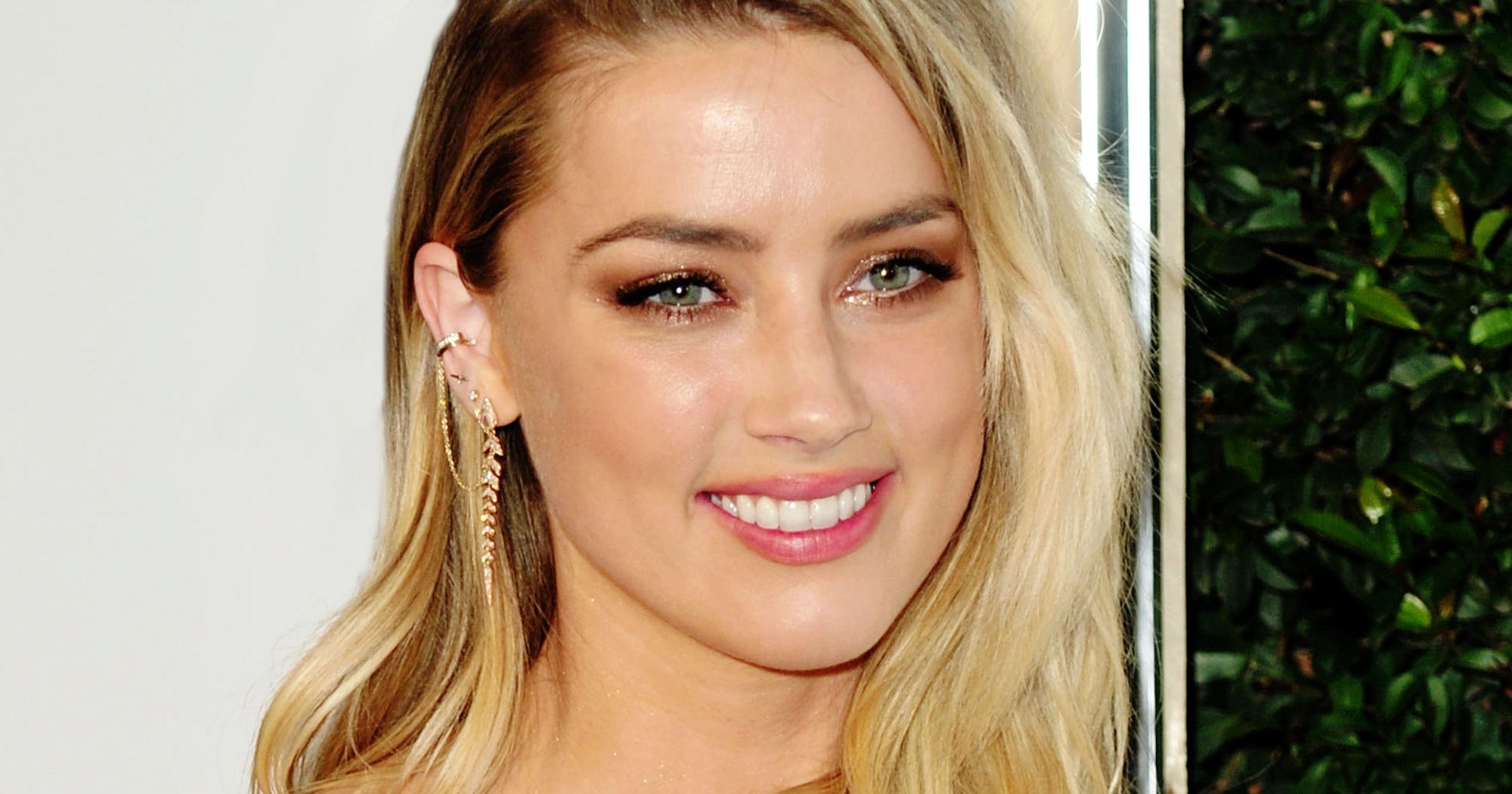 Amber Heard Lady Mera Aquaman Costume Red Hair - Amber Heard’s Height: Aquaman Star’s Striking Frame