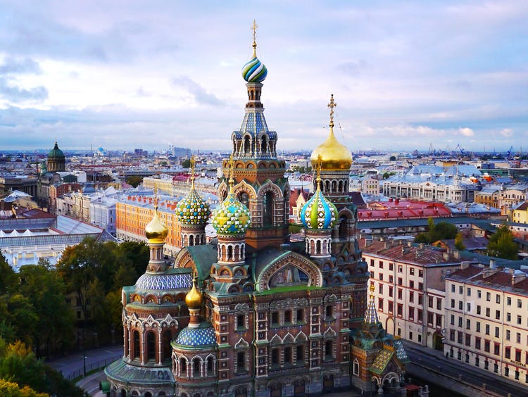 Airbnb Halloween Paris