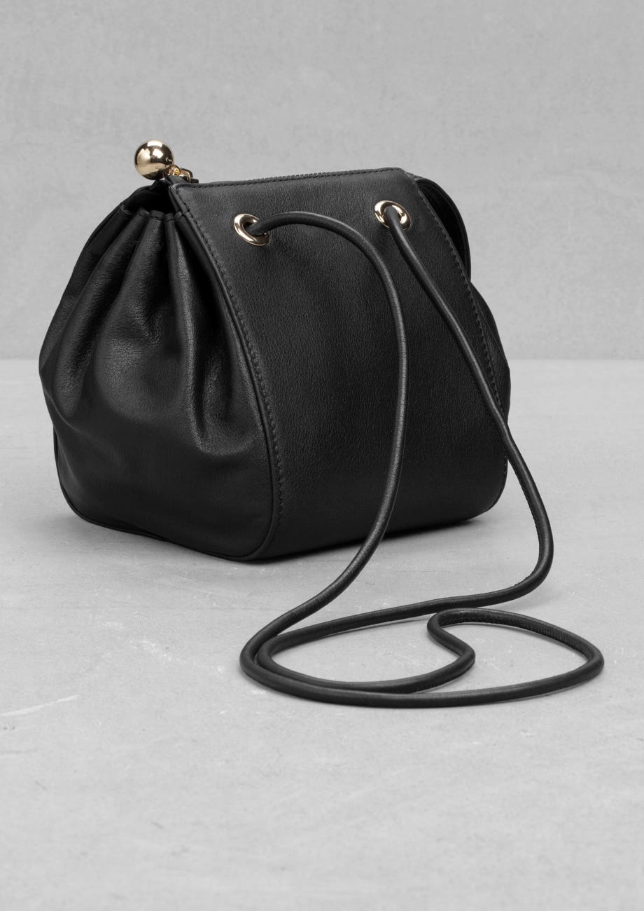 How To Wear All Black Outfits