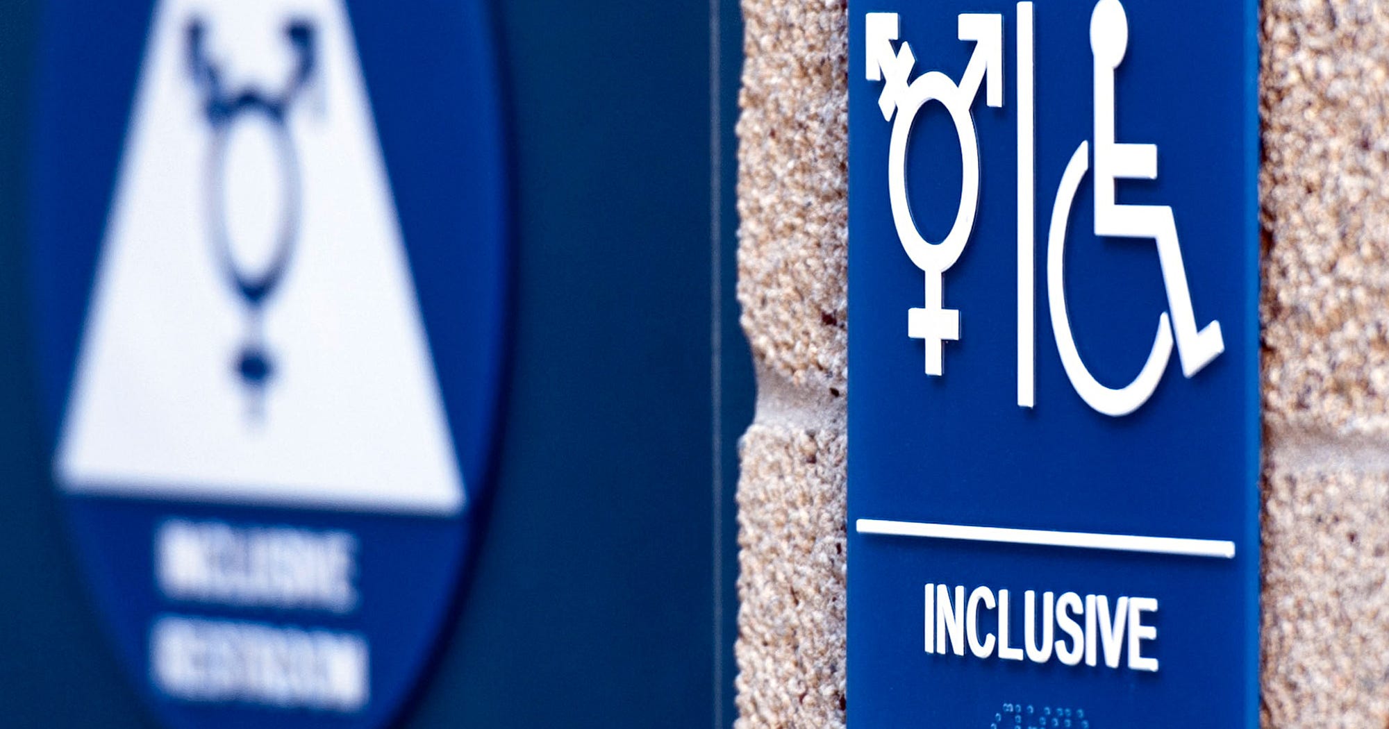 Gender Neutral Bathroom Mirror Selfie Goes Viral