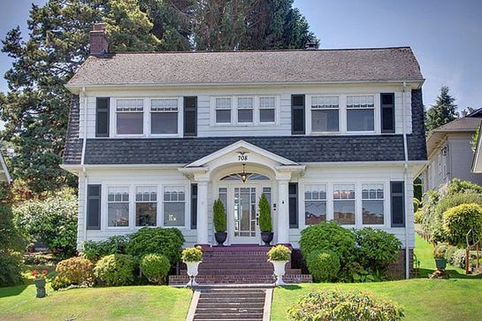 YOU Can Buy Laura Palmer's Twin Peaks House