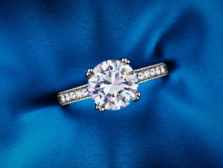 Difference Between Fake Costume Jewelry Real Diamonds