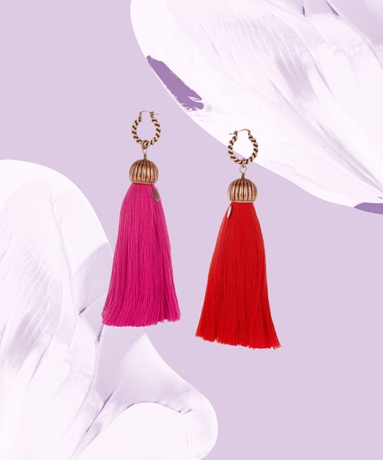 Holiday Accessories Essentials To Pack