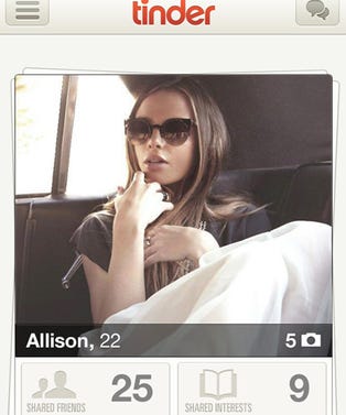 tinder-celebrity-open