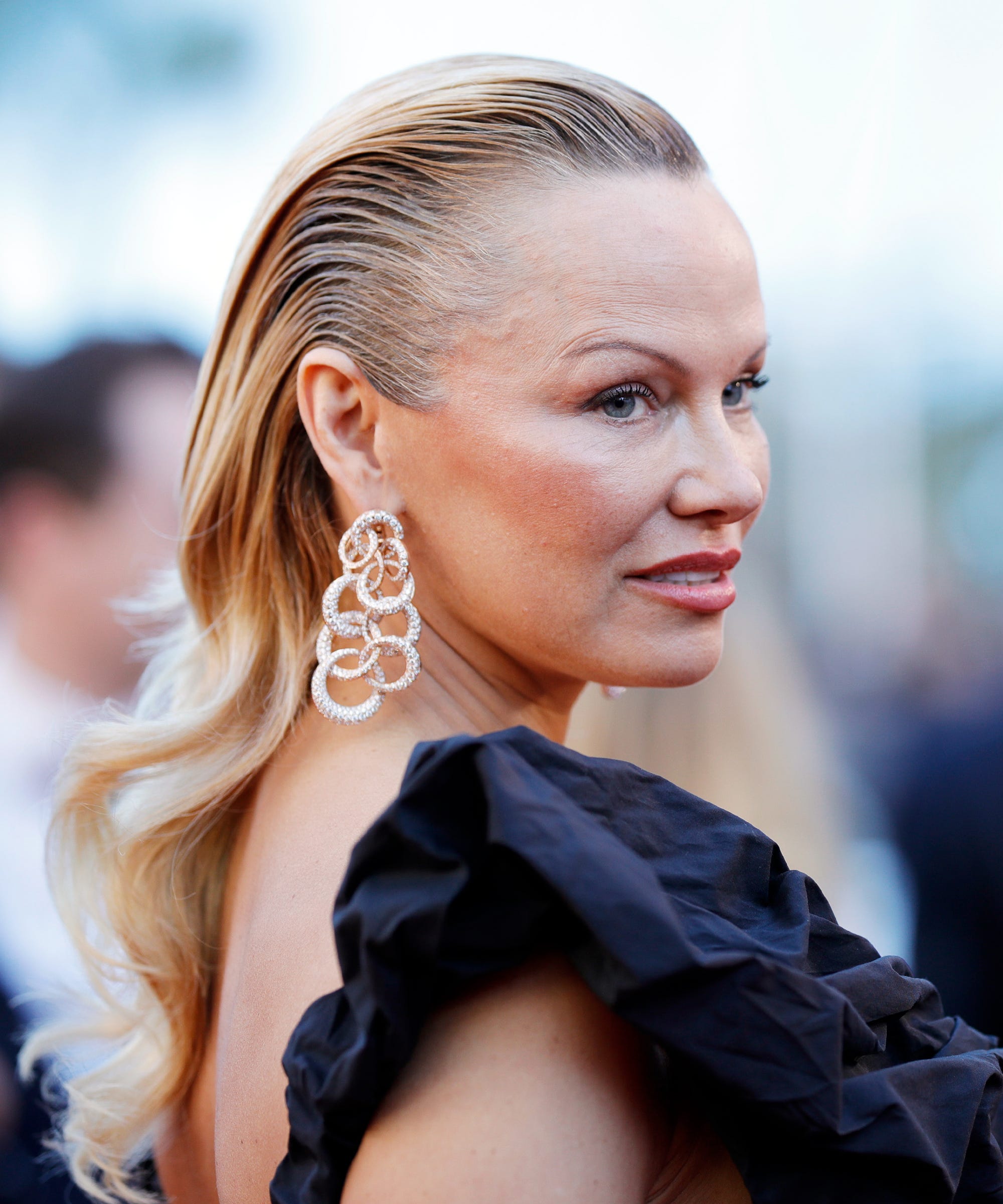 Young Pamela Anderson naked (88 photo), Topless, Is a cute, Feet, legs 2015 Young Pamela Anderson nude (92 photo), Topless, Cleavage, Instagram, legs 2019