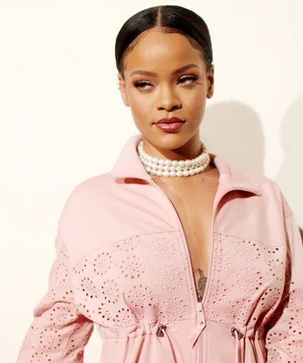 Rihanna naked in her bathroom pic 865