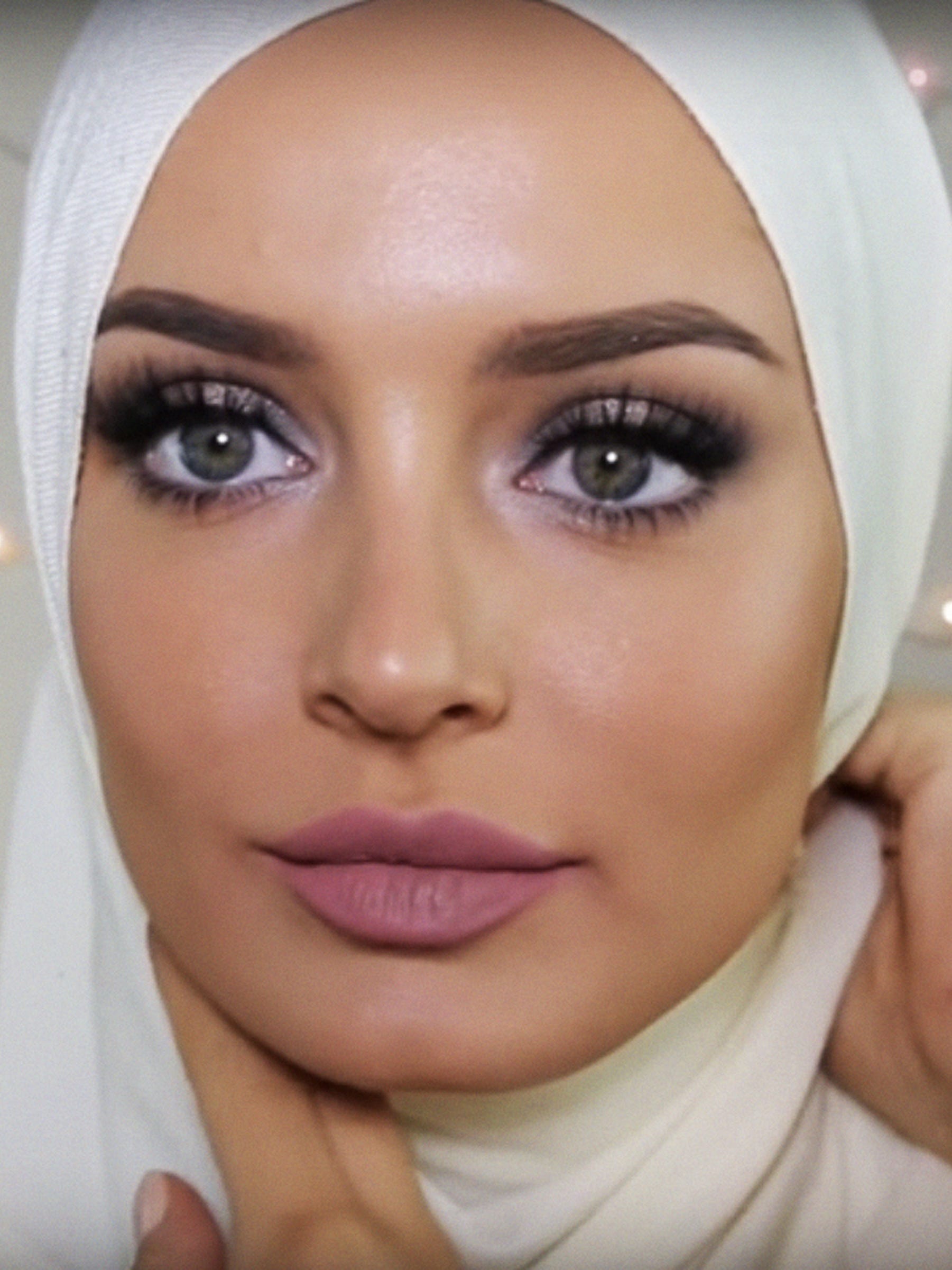 Chloe Morello Eid Hijab Makeup Tutorial