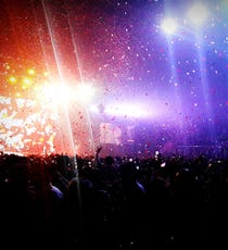 Opener_Crowd-Britney_Rad-or-Bad3