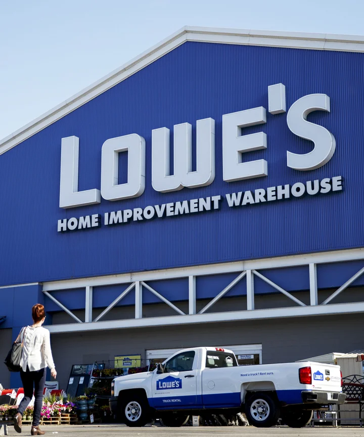 Lowes Employee Benefits >> Lowe S Will Offer Paid Parental Leave To Hourly Workers Lowes Employee Benefits >> Lowe S Will Offer Paid Parental Leave To Hourly Workers