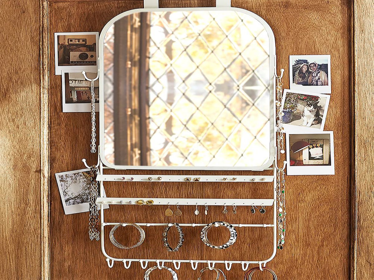 Turn Tangled Jewels Into Organized Luxury With These Over-The-Door Hangers
