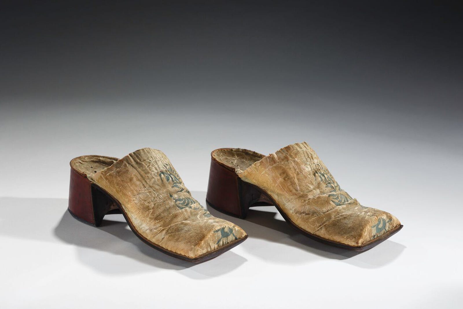 In Men History Exhibit Heels Of Shoe SzGUVqMp