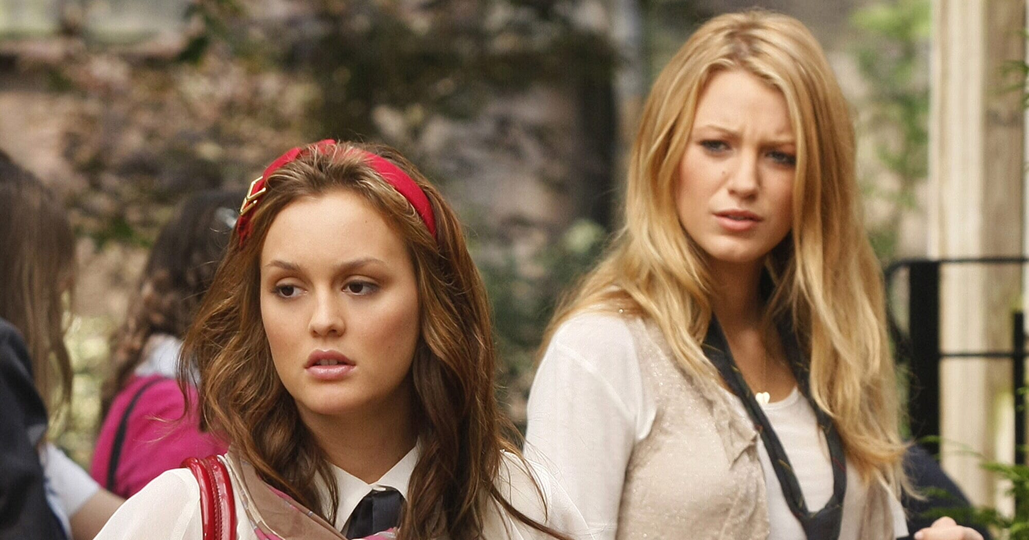 Grab The Serena To Your Blair Because "Gossip Girl" Is Officially Getting A Reboot