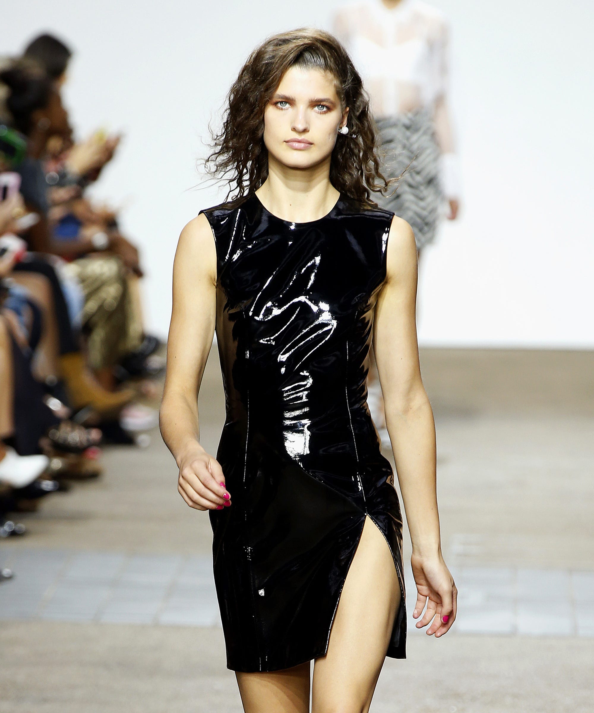 2019 year - Topshop Unique Has Reminded Us of So Many Forgotten 90s Trends 2019 year