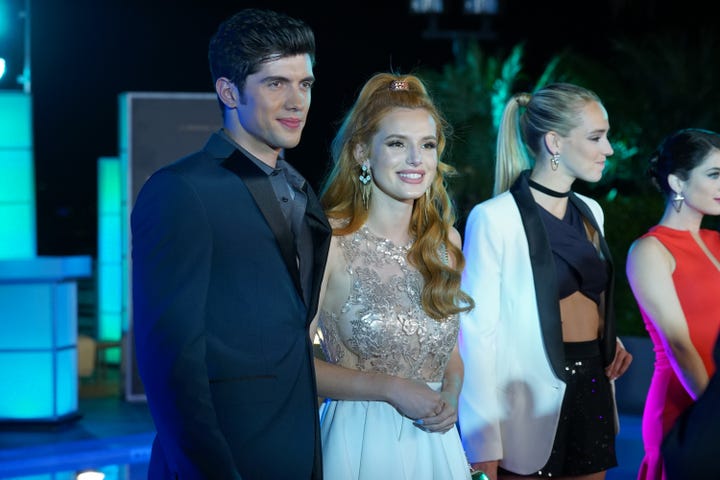 famous in love season 1 recap episodes guide summaries freeform the letter
