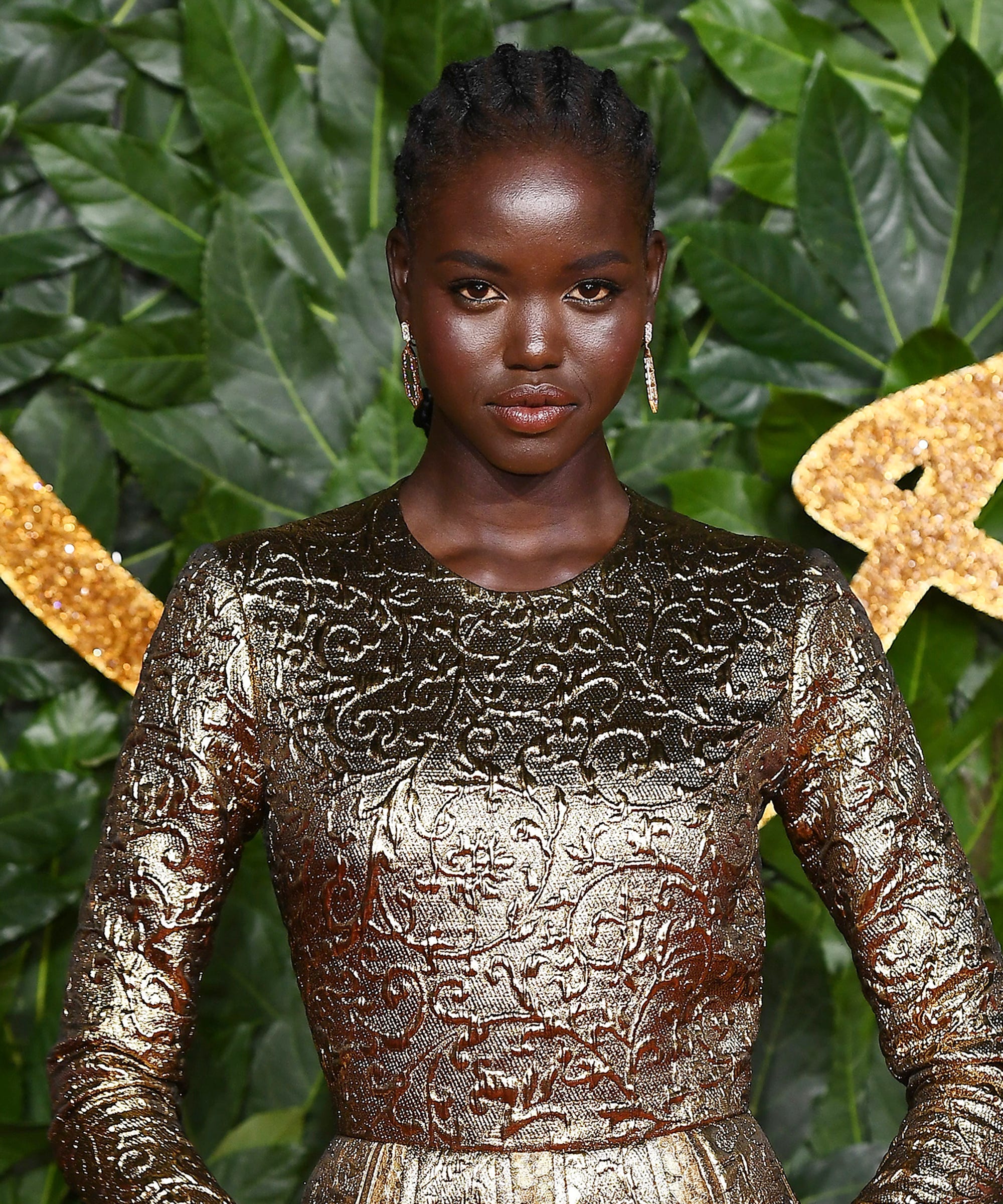 Adut Akech Wins Model Of The Year Over Gigi Hadid Adut Akech Wins Model Of The Year