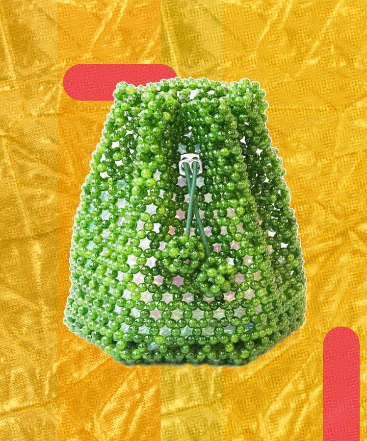 Beaded And Pearl Embellished Handbag Trend For 2018 If You Re An Avid Follower Of Instagram Thrift S Ll Have Noticed Uptick In Little Beaded Bags Being Sold At Neck Breaking Sds