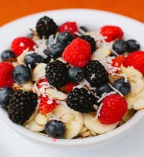 003_Acai-bowl---Flake-4_PheobeChuason