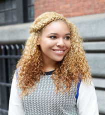 Opener_Insta_CurlyHairBraidedHeadband_LaurenPerstein