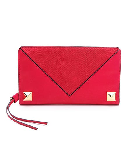 Clutches Cute Going Out New Years Eve Bags Whether You Simply Don T Have Time To Change Your Carryall Between A Gift Swap Luncheon And Sy Tails With S O Or Just Want Wear
