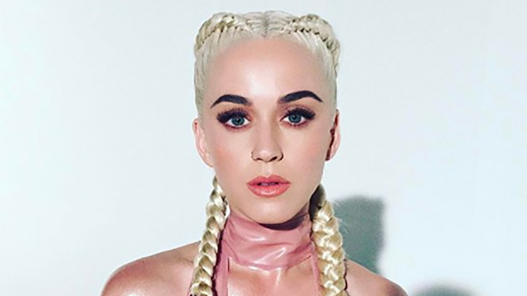 Katy Perry Rainbow Blonde Hair Makeup Looks