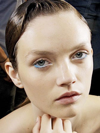 ombre-eyeliner-london-fashion-week-embed_v