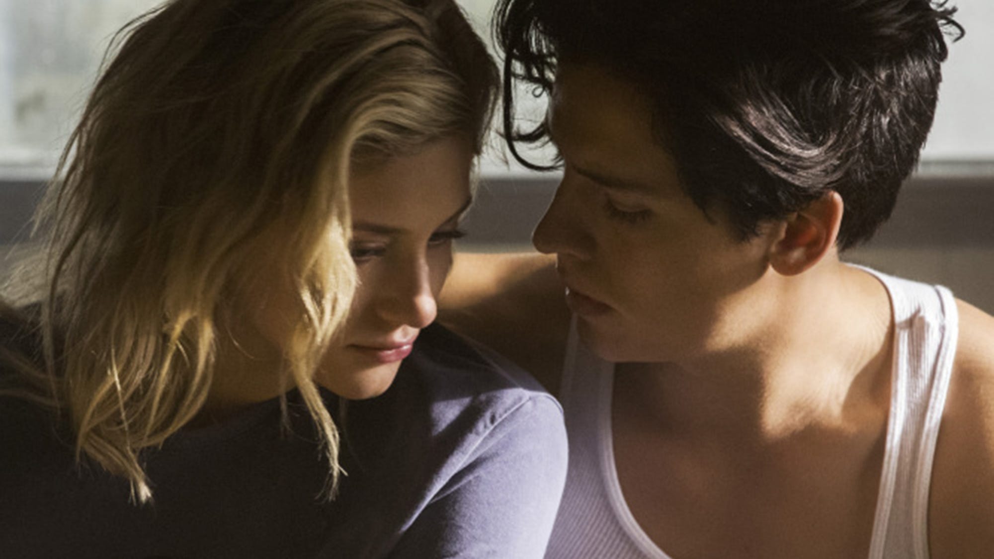 Best Betty and Jughead Moments on Riverdale