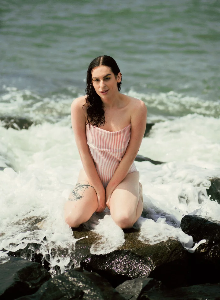 Er, xotin va enaga ishtirokidagi onlayn porno Erkak bilan erkaklar uchun anal jinsiy aloqa