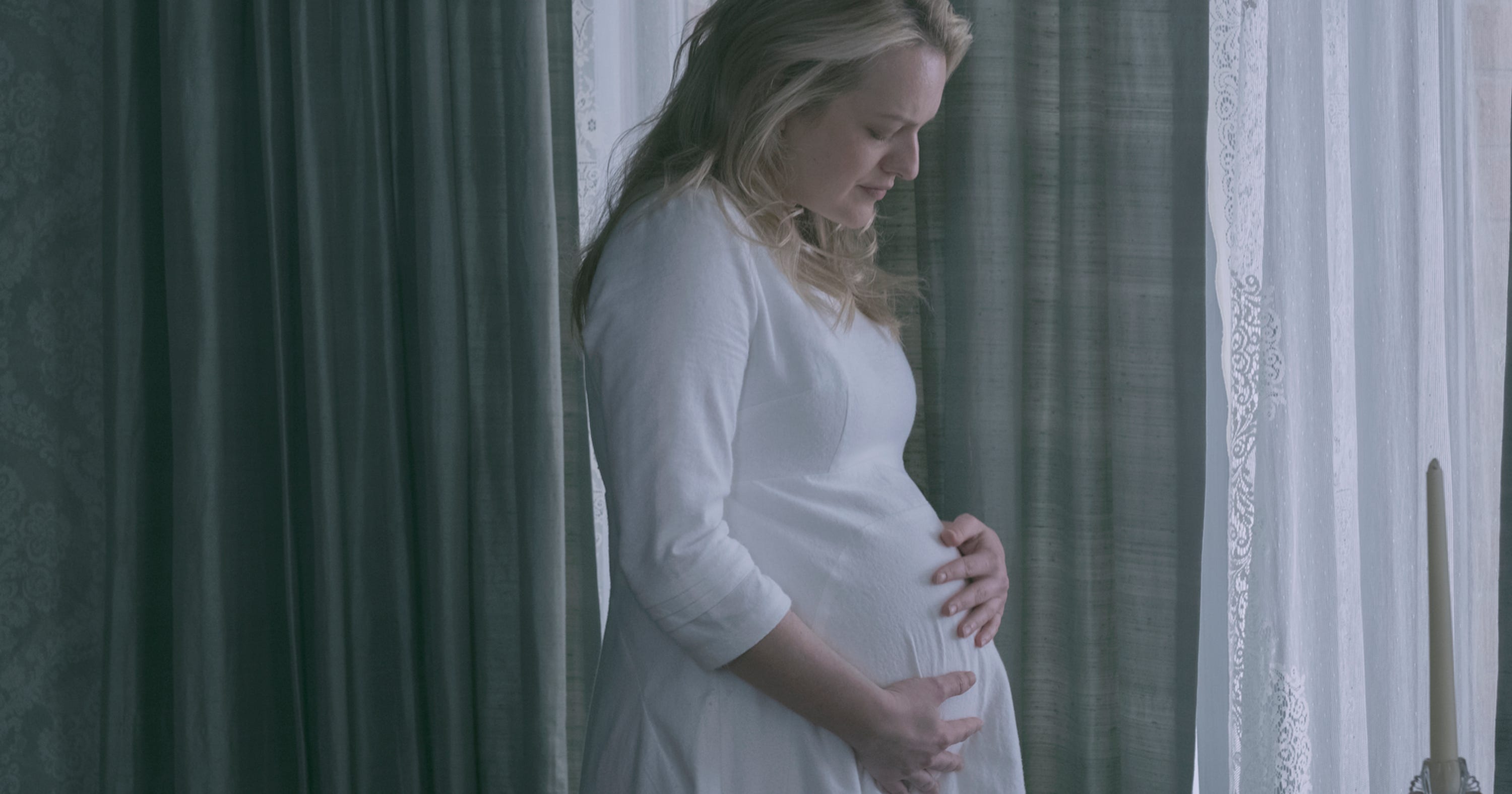 Handmaids Tale Season 2 Episode 10 Recap Last Ceremony