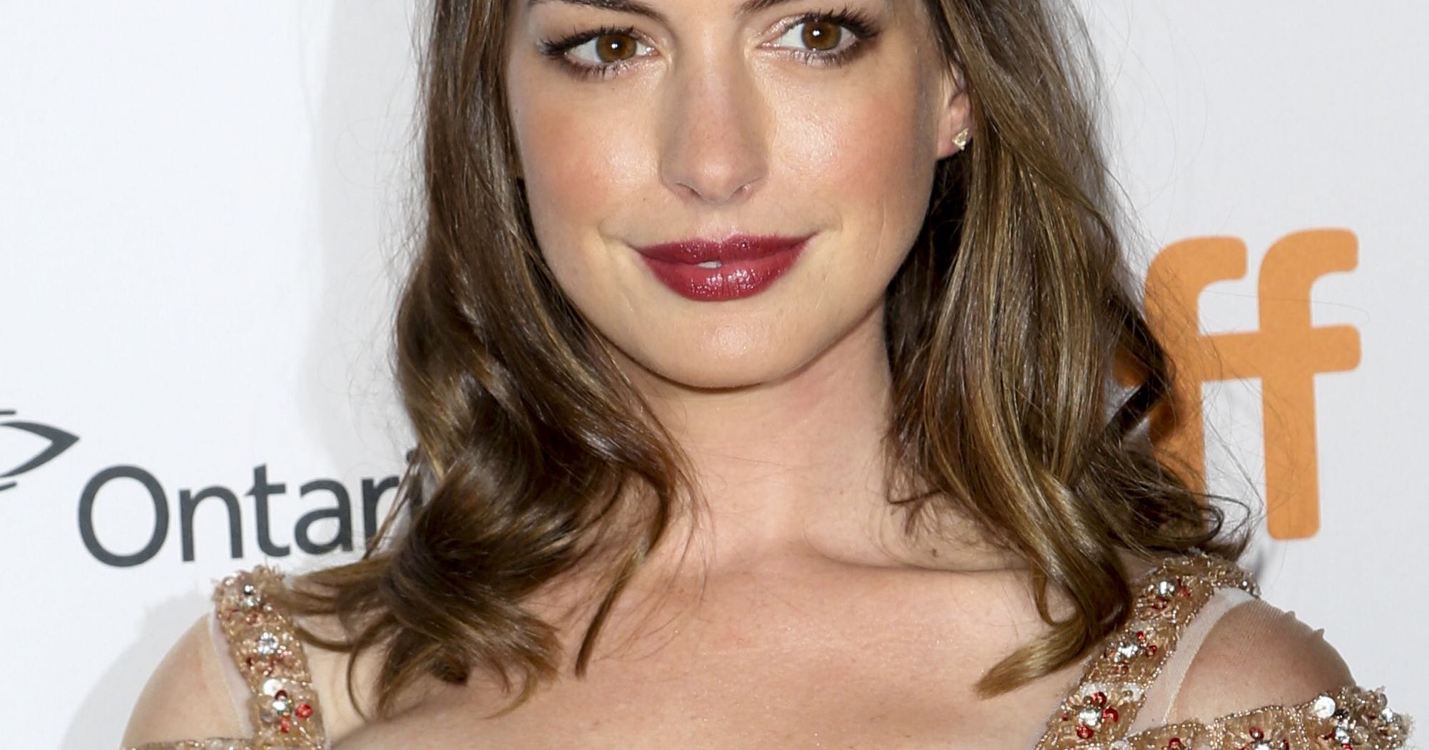 Anne Hathaway Rihanna Oceans 8