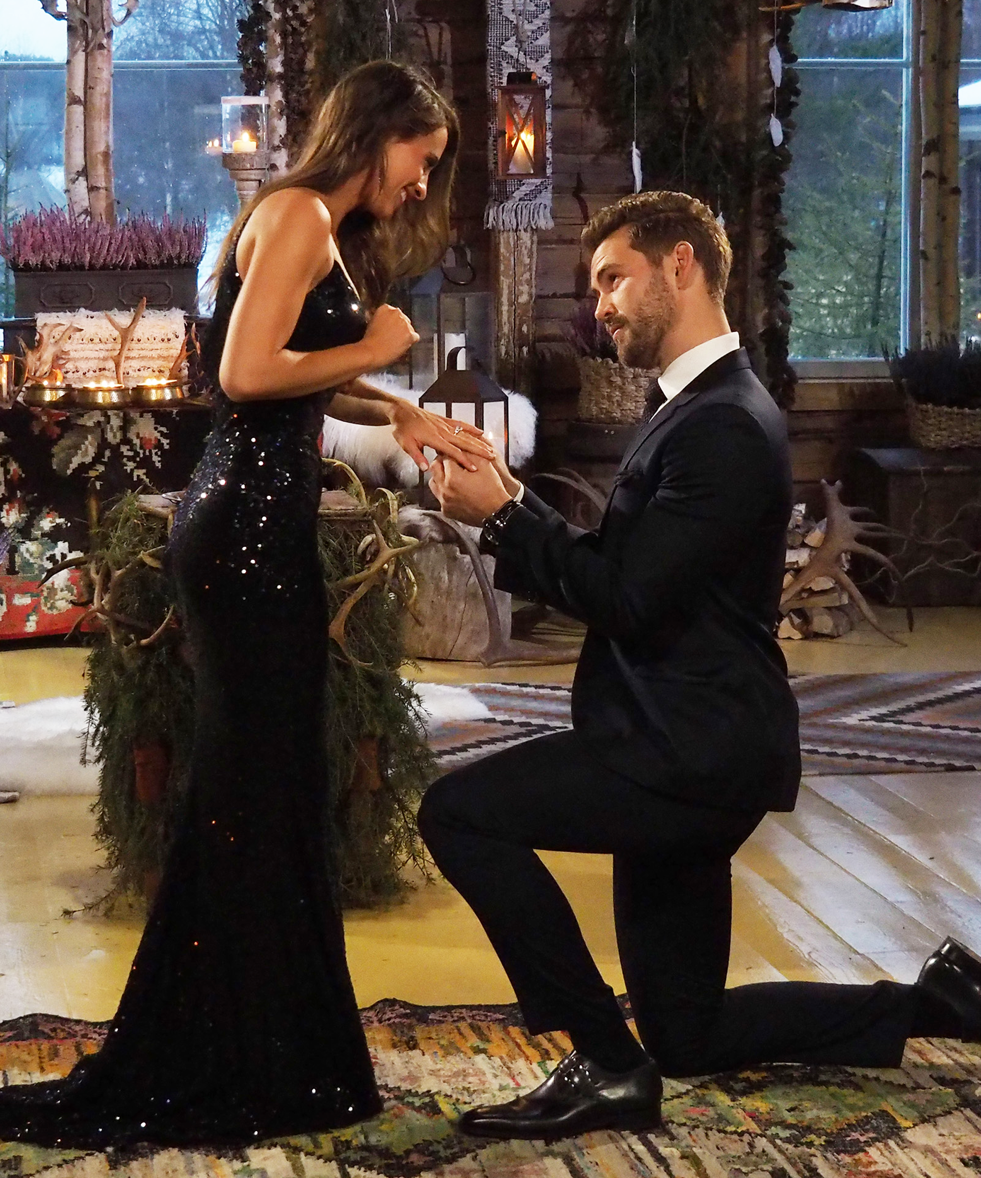 Every Bachelor Wedding Chris Harrison Has Officiated, image size:2000x2400