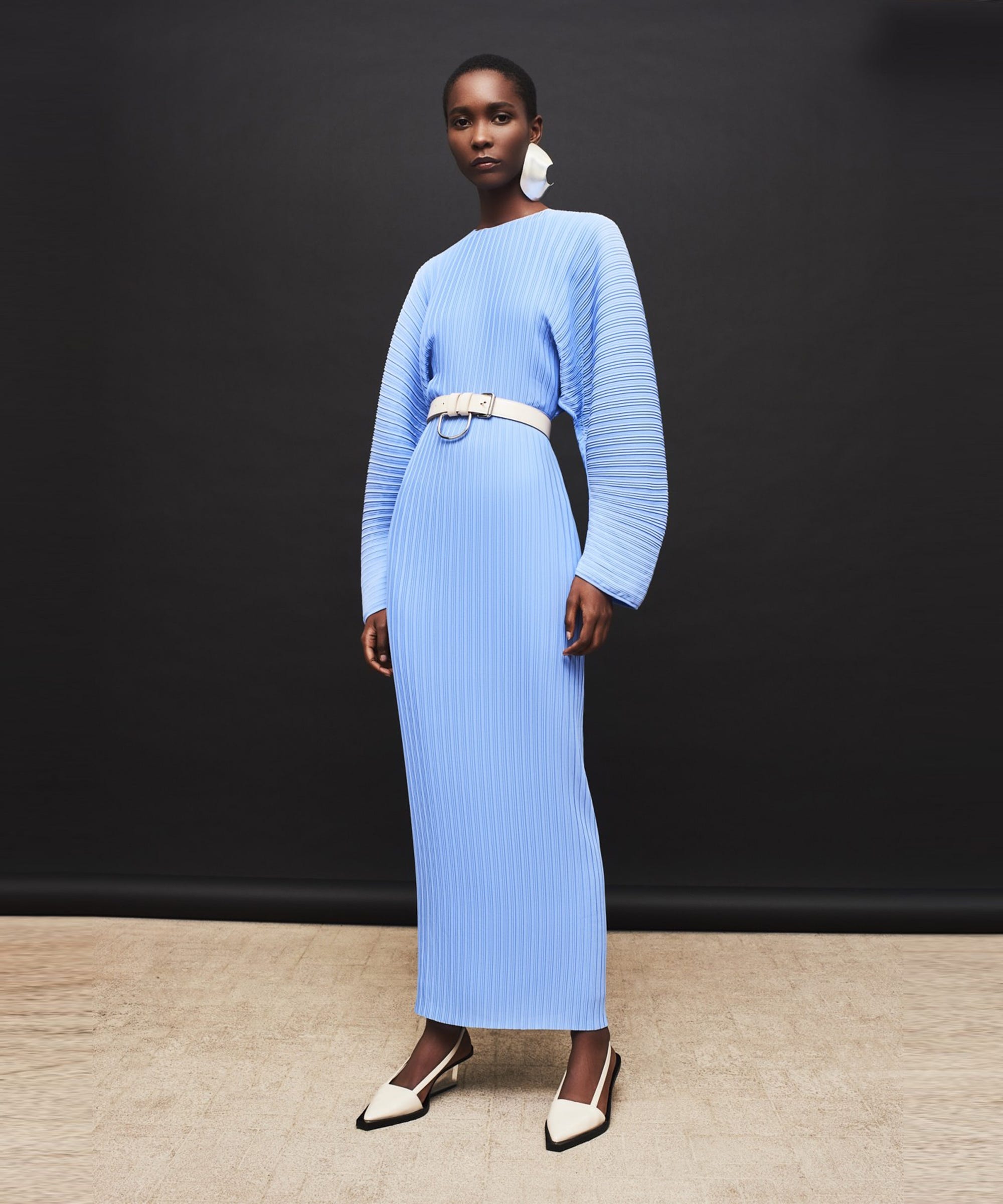 long sleeve black tie dress