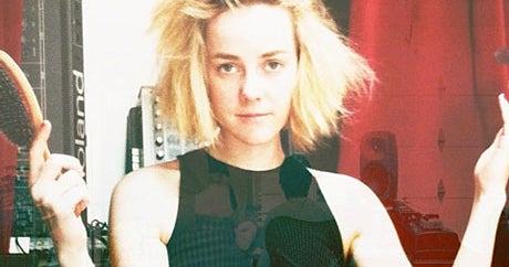 Jena Malone The Shoe Band Bathtub Performance