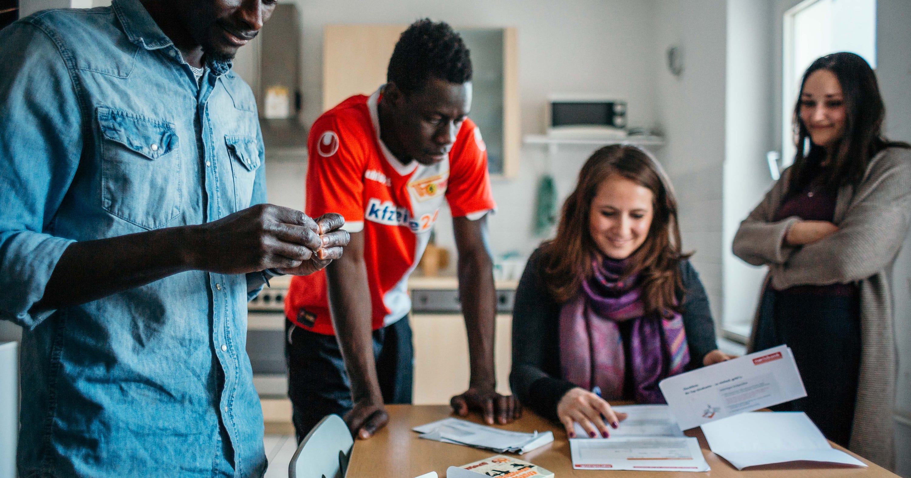 Airbnb Open Homes Refugees How To Host A Refugee