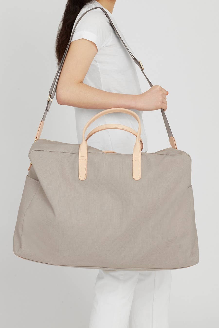 cuyana weekender bag