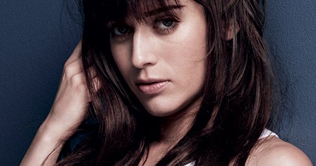 Lizzy Caplan GQ October Issue Interview