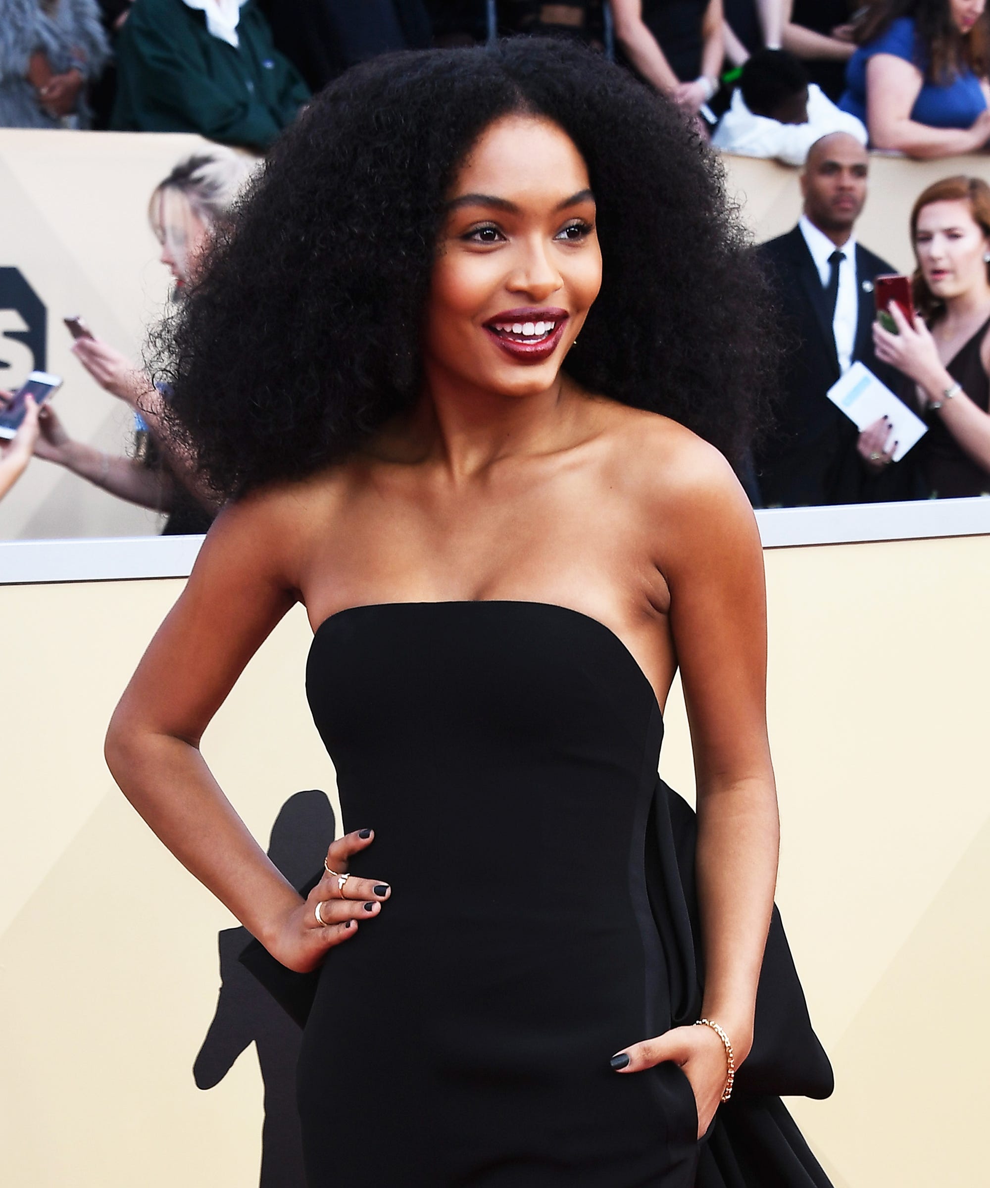 Was Yara Shahidi Sag Awards Hair Inspired By Diana Ross