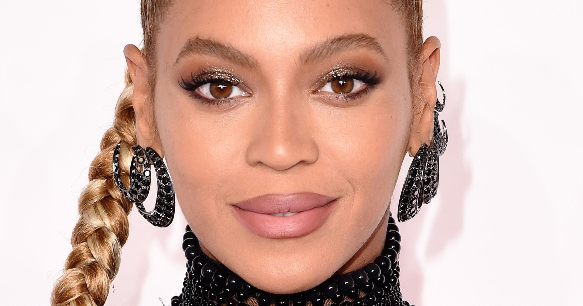 Beyonce Private Email Address, Ed Sheeran Interview