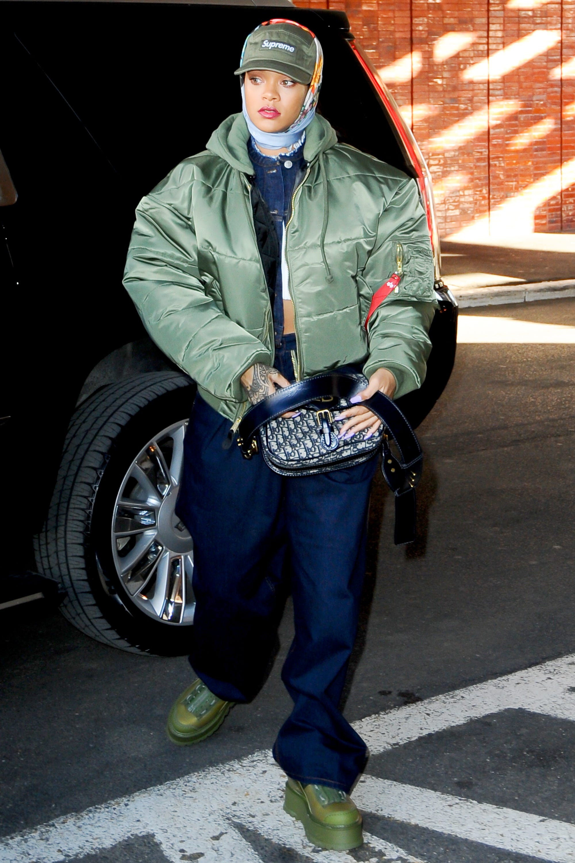 Rihanna Dentist Street Style Pictures