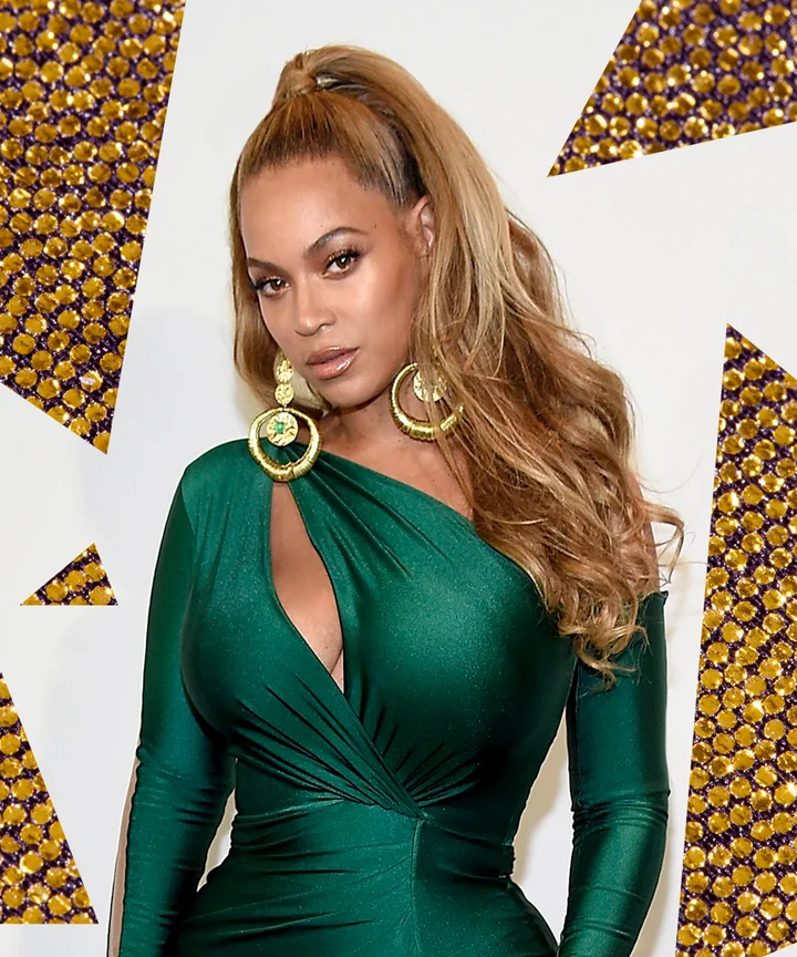 green emerald velvet dress Green Beyonce Knowles Figure-hugging Dress Cutout Prom Celebrity Forma –  Hoprom main image 1
