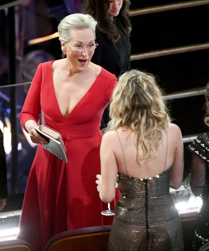 Jennifer Lawrence Trips To Meet Meryl Streep At Oscars