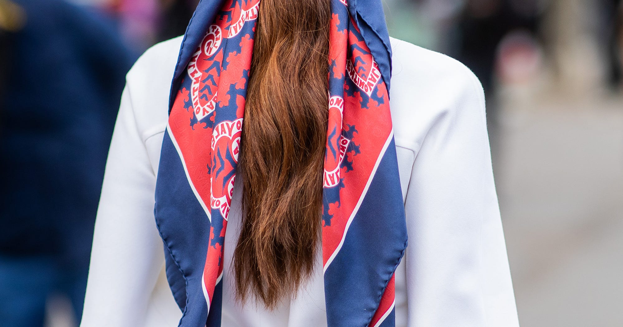 Best Anti Frizz Serums To Protect Hair From Humidity