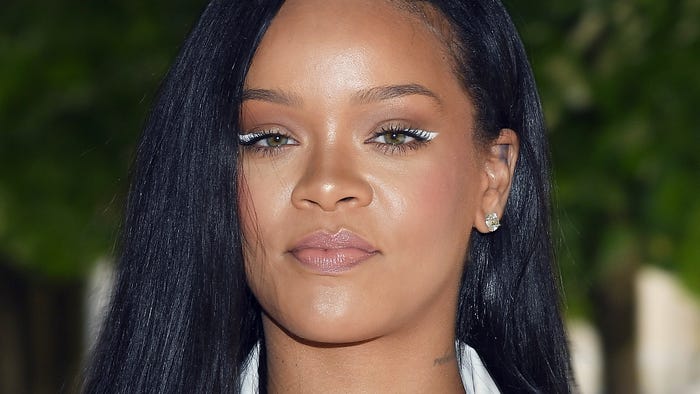rihanna white eyeliner