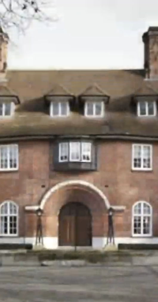 Justin Bieber New London Home Tour Pictures